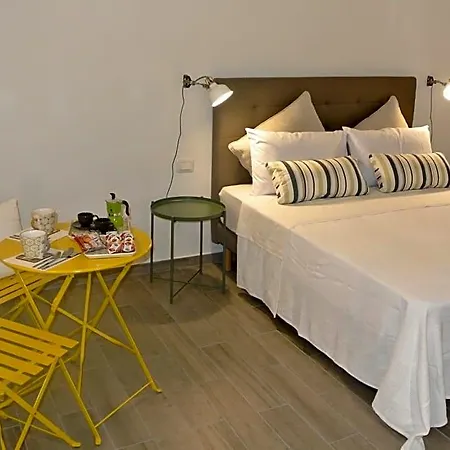 Quattordici 4*